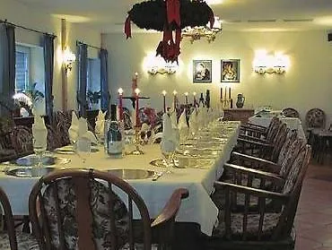 & Restaurant Bei Hoelzchen 3*