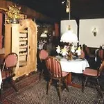& Restaurant Bei Hoelzchen Hotel 3*