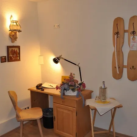 Hotel & Restaurant Bei Hoelzchen