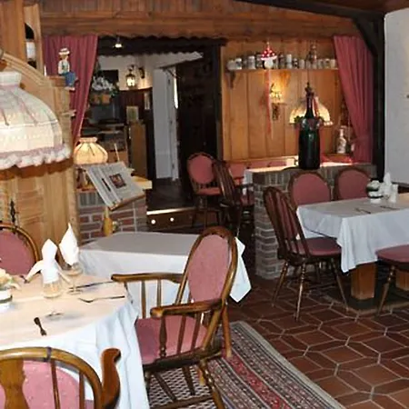 & Restaurant Bei Hoelzchen 3* Hanôver