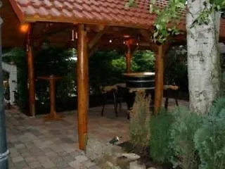 Hotel & Restaurant Bei Hoelzchen