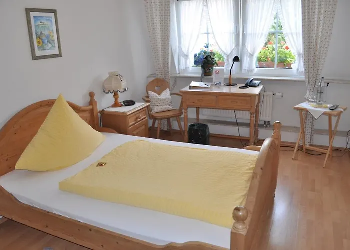 Hotel & Restaurant Bei Hoelzchen 3*