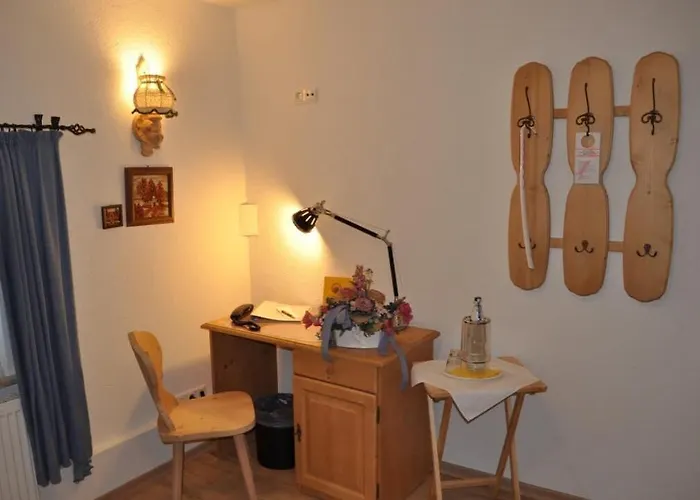 & Restaurant Bei Hoelzchen